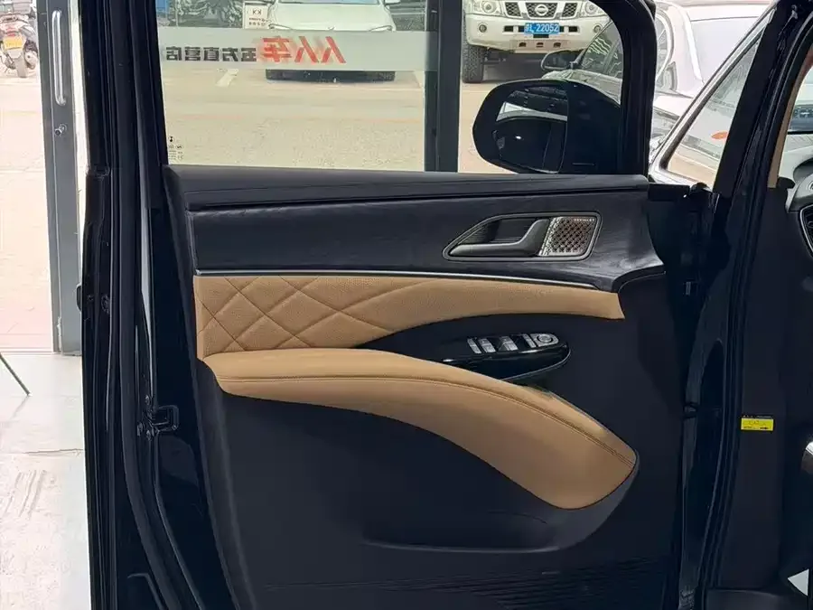 BYD D9 BYD D9 2025 DM-i Intelligent Driving Edition 1020 4WD Premium Edition 2025 — миниатюра 2