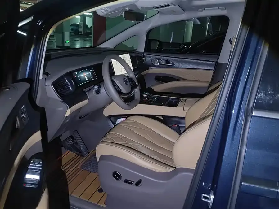 BYD D9 DENZA D9 2022 DM-i 1040 Premium Edition 2024 — миниатюра 3