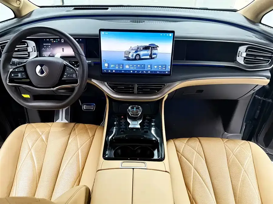 BYD D9 Denza D9 2025 DM-i Intelligent Driving Edition 1020 Four-Wheel Drive Flagship Model 2025 — миниатюра 3