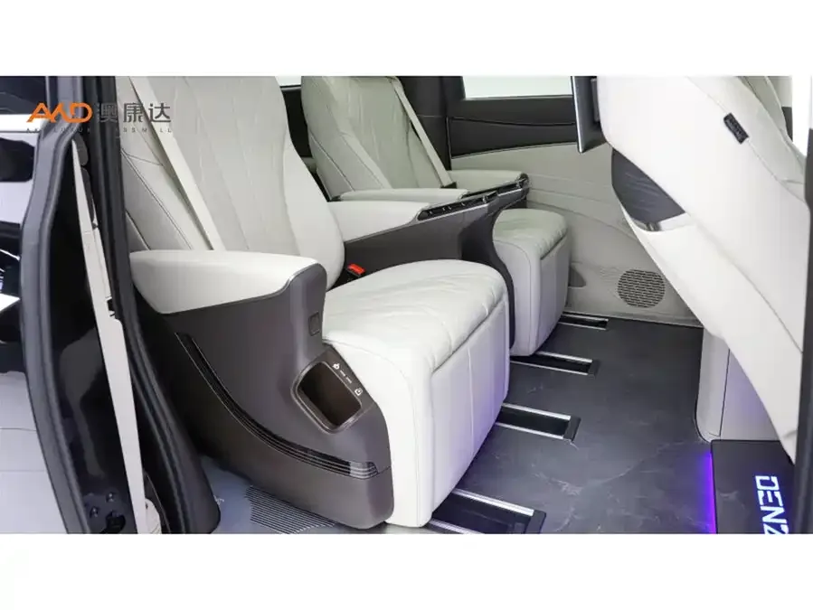 BYD D9 Denza D9 2025 DM-i Intelligent Driving Edition 1020 Four-Wheel Drive Flagship Model 2025 — миниатюра 5