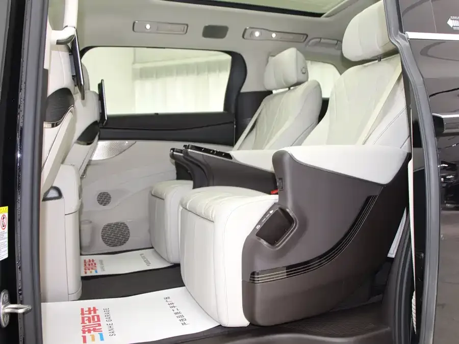 BYD D9 Denza D9 2025 DM-i Intelligent Driving Edition 1020 Four-Wheel Drive Flagship Model 2025 — миниатюра 3