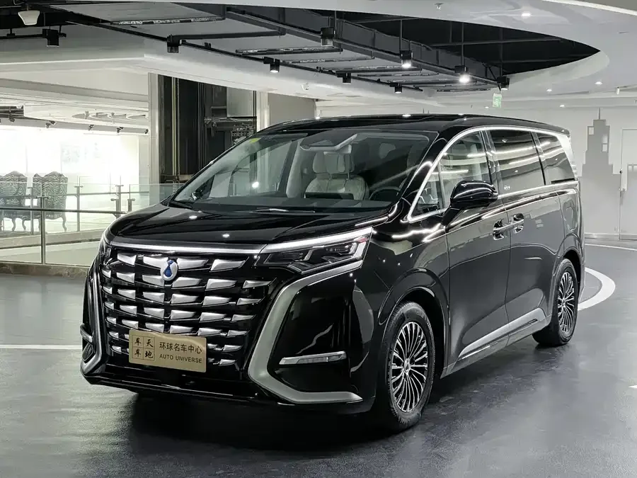 BYD D9 2023