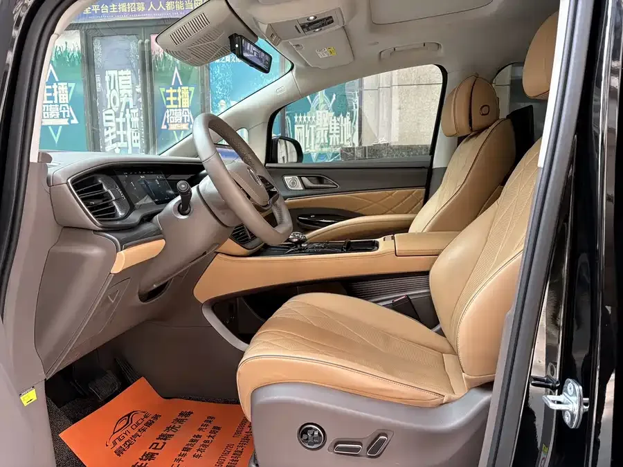 BYD D9 BYD D9 2022 DM-i 970 4WD Flagship Model 2023 — миниатюра 2