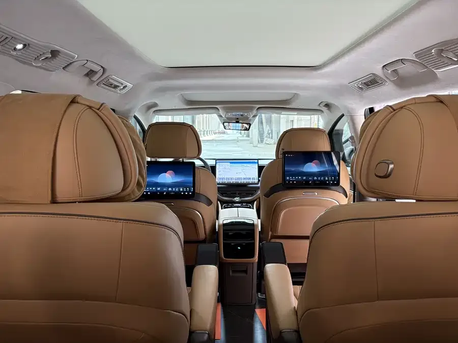 BYD D9 BYD D9 2022 DM-i 970 4WD Flagship Model 2023 — миниатюра 4