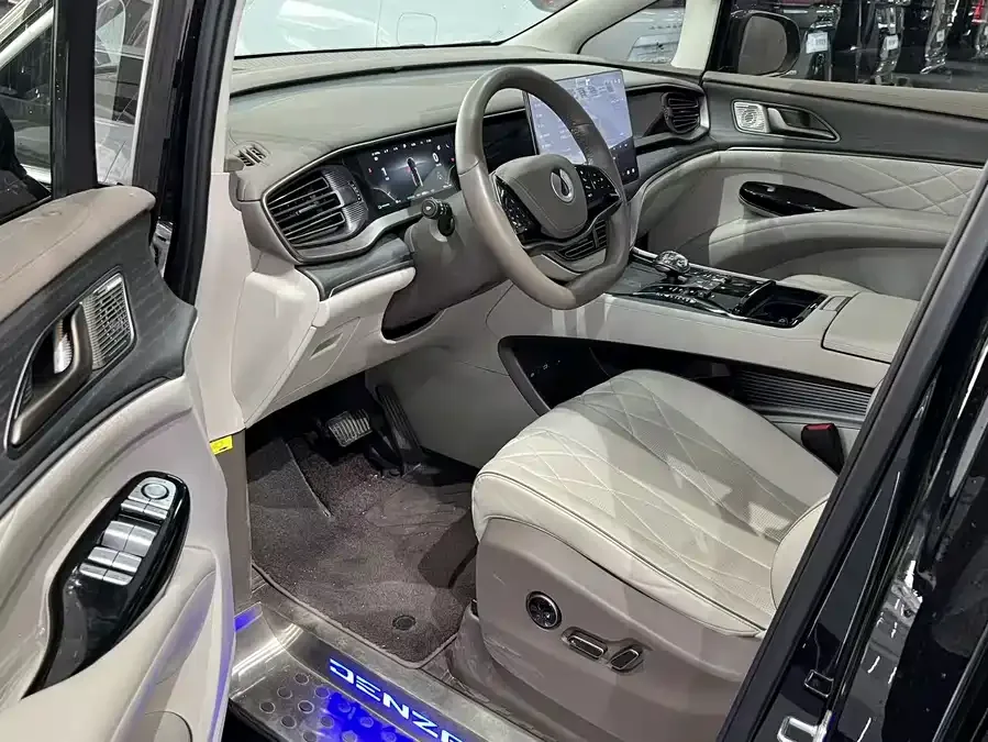 BYD D9 BYD D9 2022 DM-i 970 4WD Flagship Model 2023 — миниатюра 2