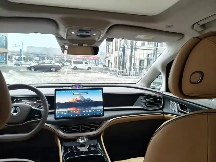 BYD D9 BYD D9 2022 DM-i 970 4WD Flagship Model 2023 — миниатюра 2