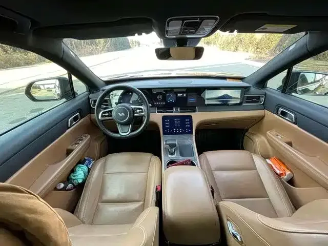 Li Xiang One Ideal ONE 2021 extended range 6-seater version 2022 — миниатюра 2