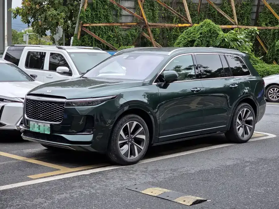 Li Xiang One Ideal ONE 2021 extended range 6-seater version 2022 — фото 1, купить с доставкой в Москву