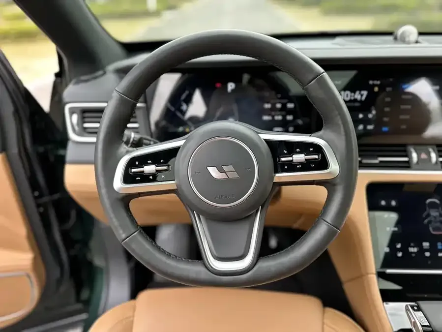 Li Xiang One Ideal ONE 2021 extended range 6-seater version 2023 — миниатюра 4