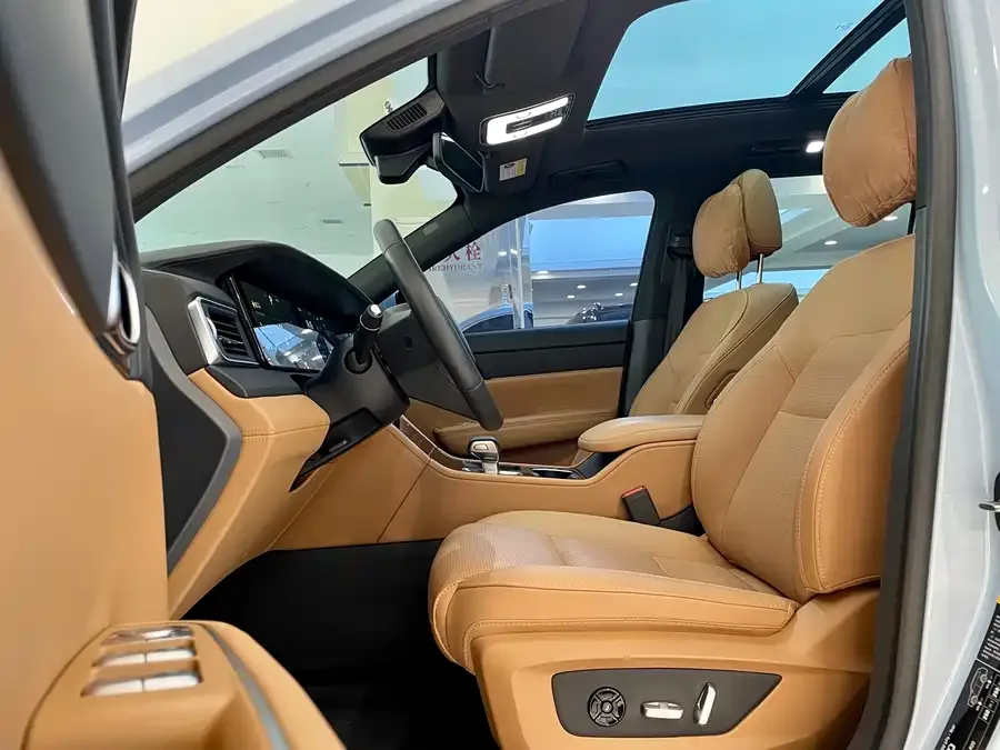 Li Xiang One Ideal ONE 2021 extended range 6-seater version 2022 — миниатюра 2