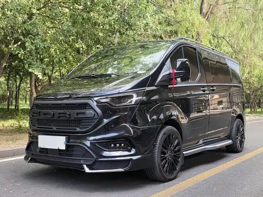 Watsonwell Ford Black Knight Watson Wellesley Ford Black Knight 2023 2.0T Gasoline Standard Edition 2024 — фото 1, купить с доставкой в Москву