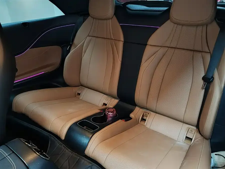 Mercedes-Benz CLE Mercedes-Benz CLE 2025 CLE 260 Convertible Coupe 2025 — миниатюра 3