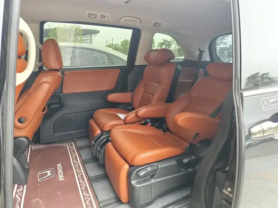 Honda Odyssey 2022 Odyssey 2.0L e:HEV Elite Enjoy Edition 2022 — миниатюра 2