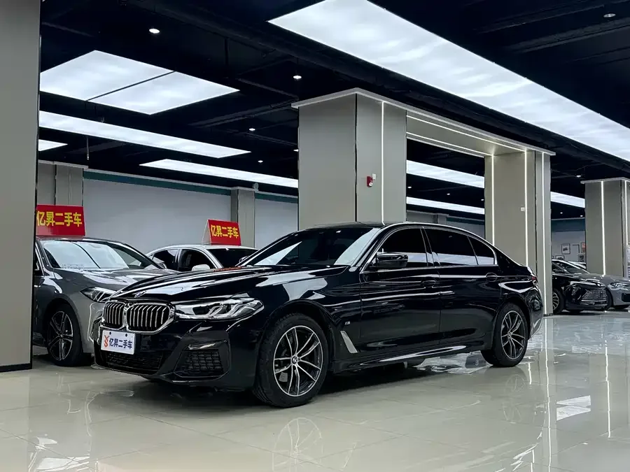 BMW 5 Series 2022