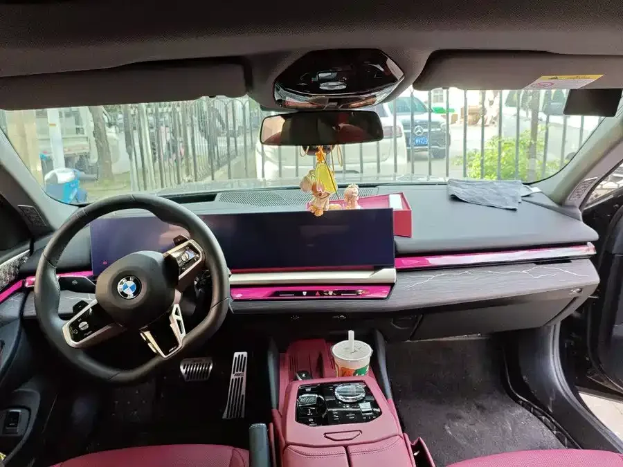 BMW 5 Series BMW 5 Series 2025 530Li Exclusive M Sport Package 2025 — миниатюра 5