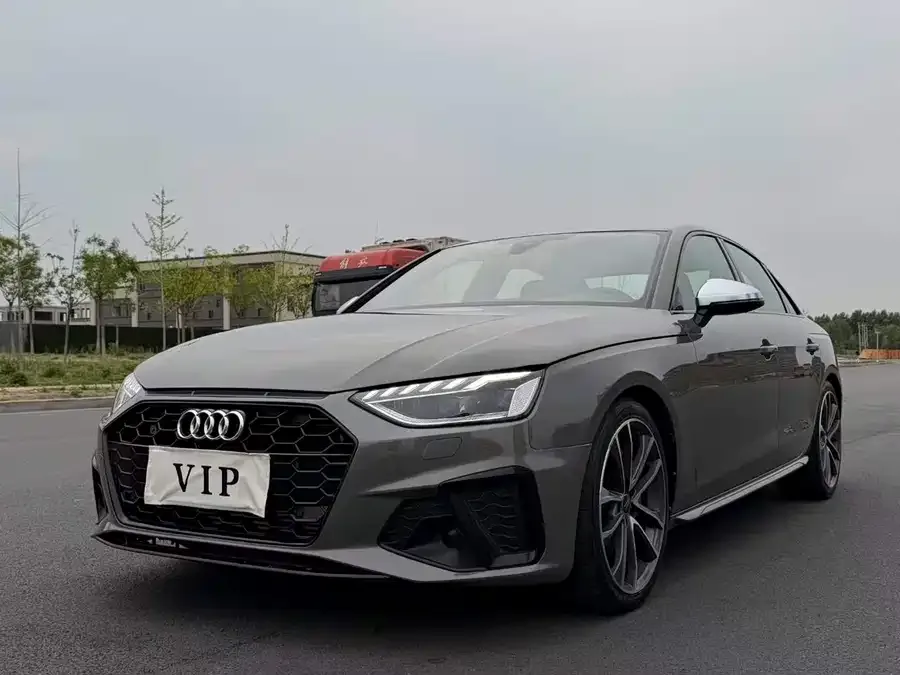 Audi S4 2024