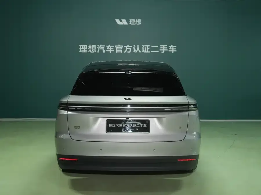 Li Auto i6 Ideal i6 2025 two-wheel drive standard version 2025 — миниатюра 2