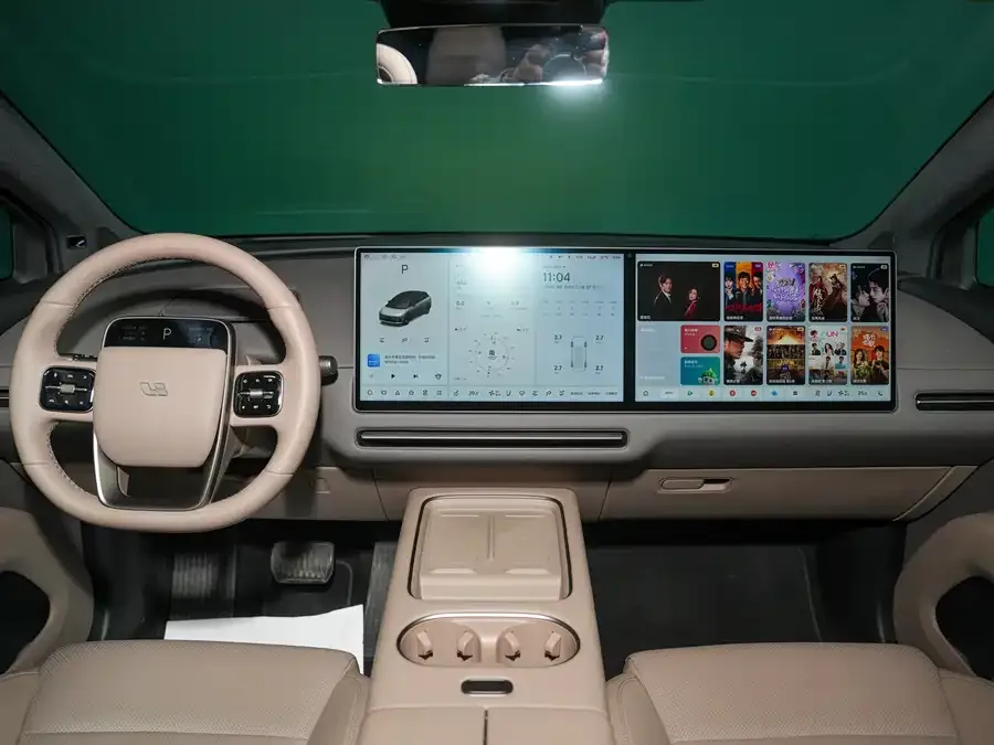 Li Auto i6 Ideal i6 2025 two-wheel drive standard version 2025 — миниатюра 3