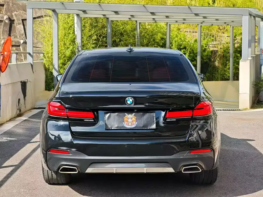 BMW 5 Series BMW 5 Series 2023 530Li Leading M Sport Package 2024 — миниатюра 2