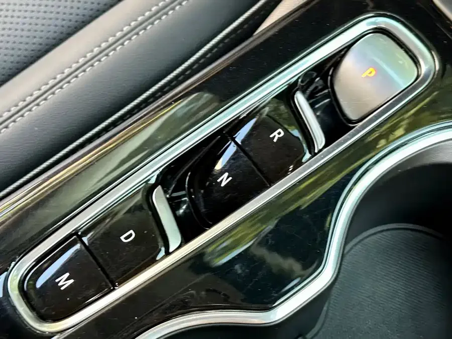 Buick Envision Plus Envision Plus 2022 Envision Plus 552T Five-seat Luxury Model 2022 — миниатюра 4