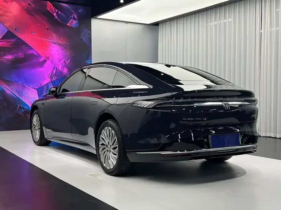 Buick Zhijing L7 Buick Avenir 2025 2025 — миниатюра 3