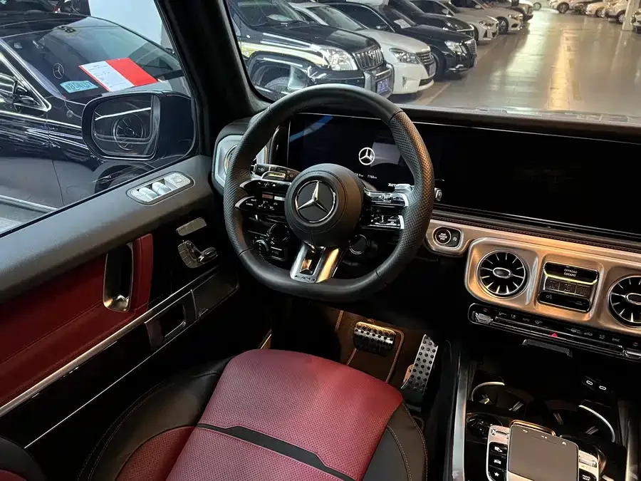 Mercedes-Benz G-Class AMG Mercedes-Benz G-Class AMG 2025 AMG G 63 2025 — миниатюра 4