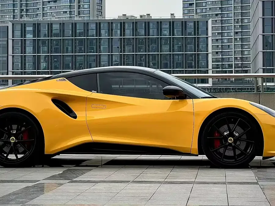 Lotus EMIRA EMIRA 2021 2.0T DCT First Edition 2024 — миниатюра 5