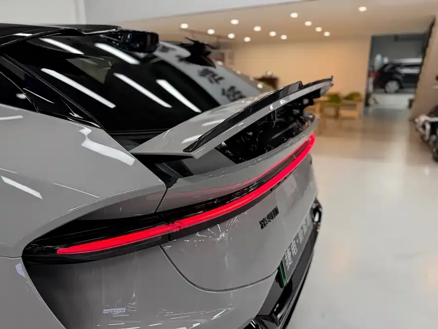 Lotus ELETRE Eletre 2023 Eletre S+ 2023 — миниатюра 4