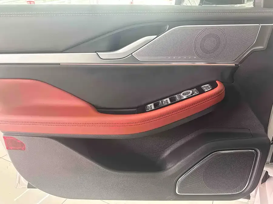 Lincoln Z 2025 2.0T Premium Edition 2025 — миниатюра 4