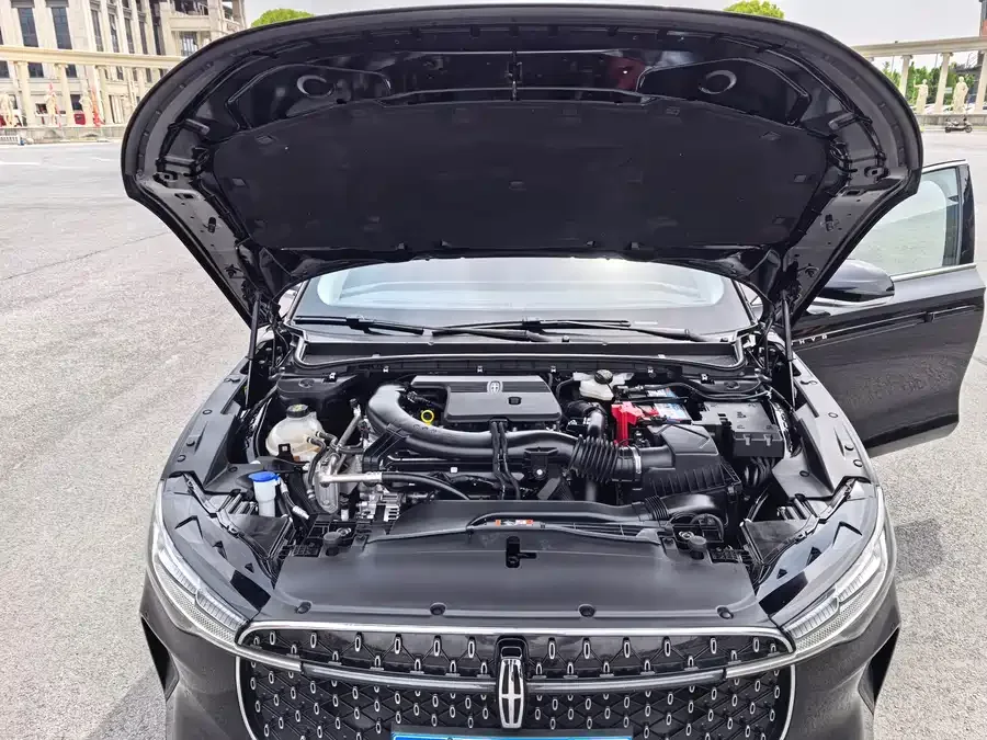 Lincoln Z 2025 2.0T Premium Edition 2025 — миниатюра 4