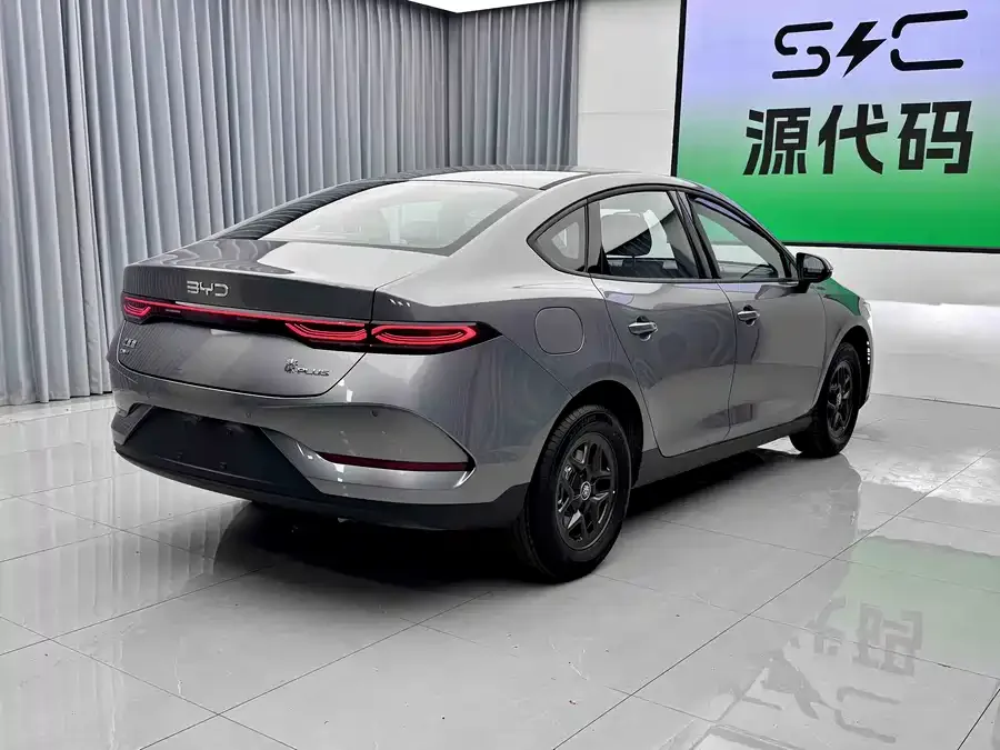 BYD Qin Plus Qin PLUS 2026 DM-i 128KM Progressive Edition 2026 — миниатюра 4
