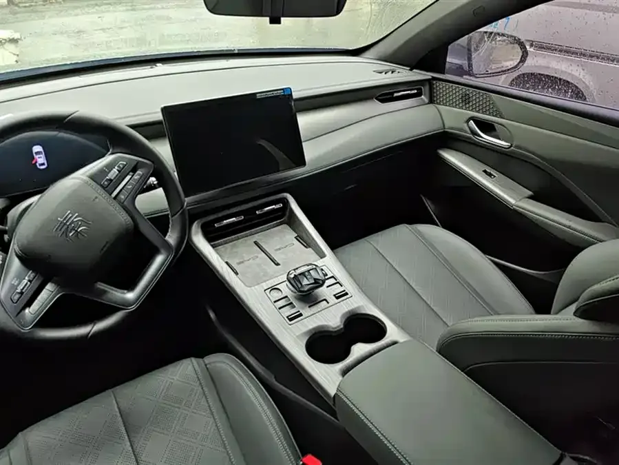 BYD Qin Plus Qin PLUS 2025 EV Smart Driving Edition 510KM Beyond Edition 2025 — миниатюра 4