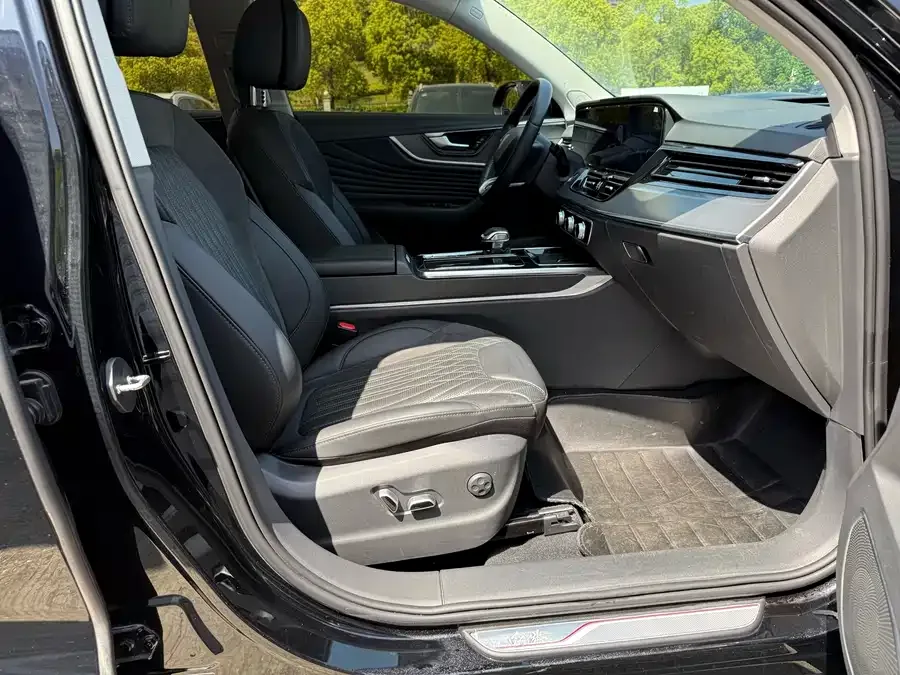 Hongqi HS5 Hongqi HS5 2023 2.0T Qiyue Pro Edition 2024 — миниатюра 5