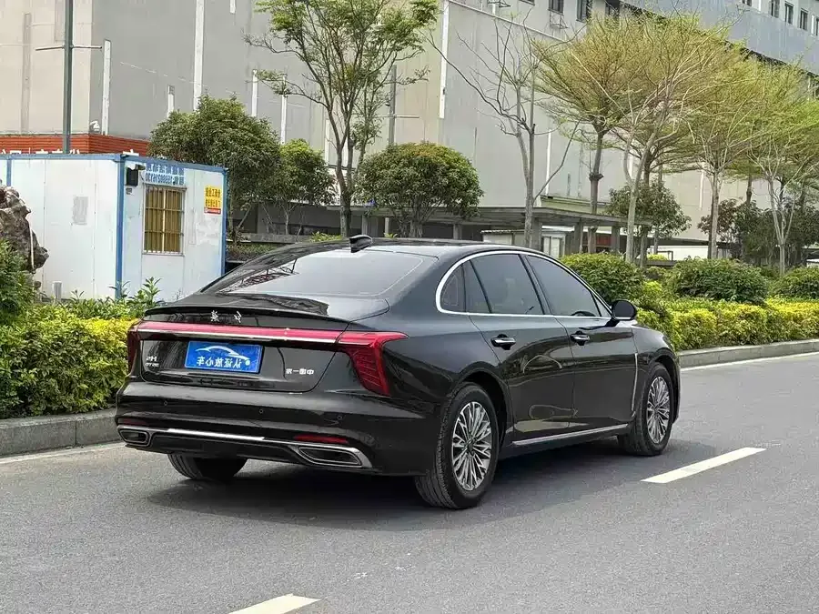 Hongqi H5 Hongqi H5 2023 1.5T DCT Zhilian Qiyue Edition 2023 — миниатюра 2