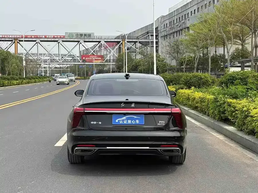 Hongqi H5 Hongqi H5 2023 1.5T DCT Zhilian Qiyue Edition 2023 — миниатюра 4