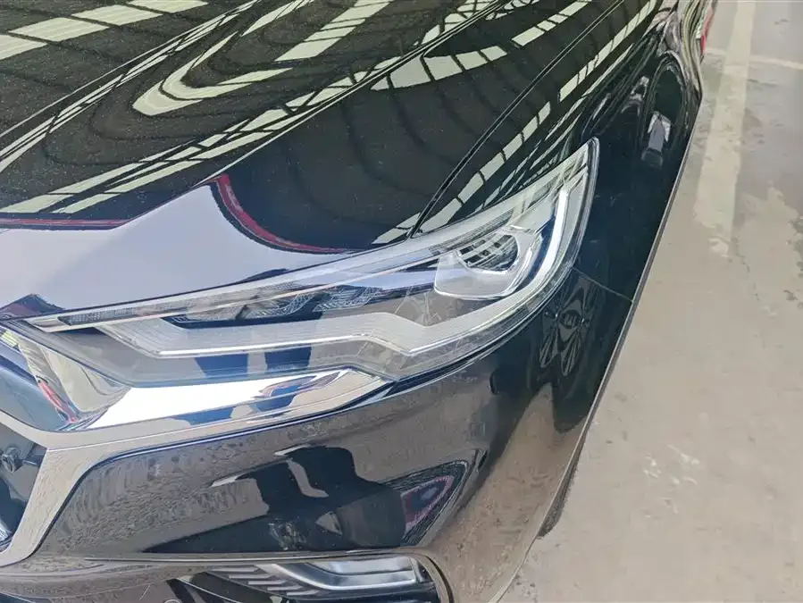Hongqi HS5 Hongqi HS5 2022 facelift 2.0T Zhilian Qixiang four-wheel drive version 2022 — миниатюра 2