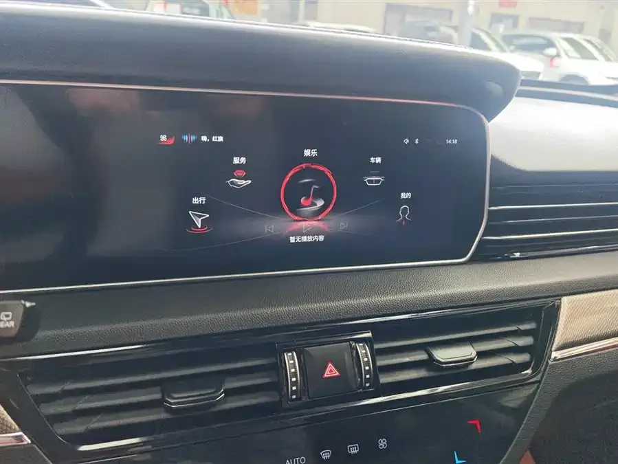 Hongqi HS5 Hongqi HS5 2022 facelift 2.0T Zhilian Qixiang four-wheel drive version 2022 — миниатюра 4