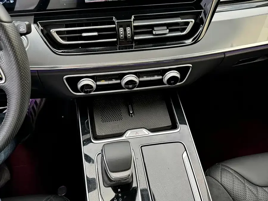 Hongqi HS5 Hongqi HS5 2023 2.0T 4WD Flagship Enjoy Pro Edition 2024 — миниатюра 3