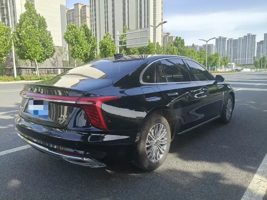 Hongqi H5 Hongqi H5 2025 1.5T DCT Flagship Edition 2026 — миниатюра 3