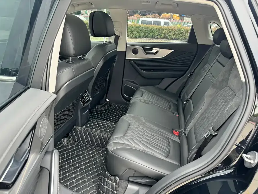 Hongqi HS5 Hongqi HS5 2023 2.0T 4WD Flagship Enjoy Pro Edition 2024 — миниатюра 2