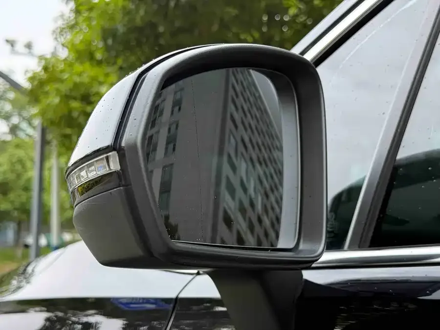 Volkswagen Viloran Weiran 2023 330TSI Deluxe Edition 2023 — миниатюра 3