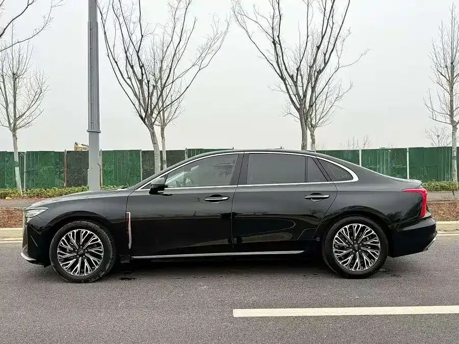 Hongqi H5 Hongqi H5 2023 2.0T Automatic Intelligent Connection Flagship Chang Edition 2023 — миниатюра 3