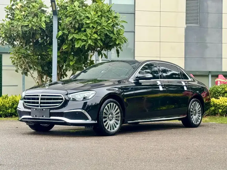Mercedes-Benz E-Class 2023