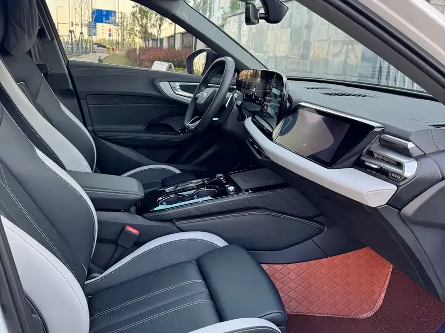 Audi A5L 2026 2.0T Sports Edition 2025 — миниатюра 2