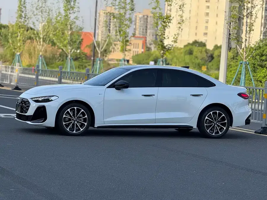 Audi A5L 2025