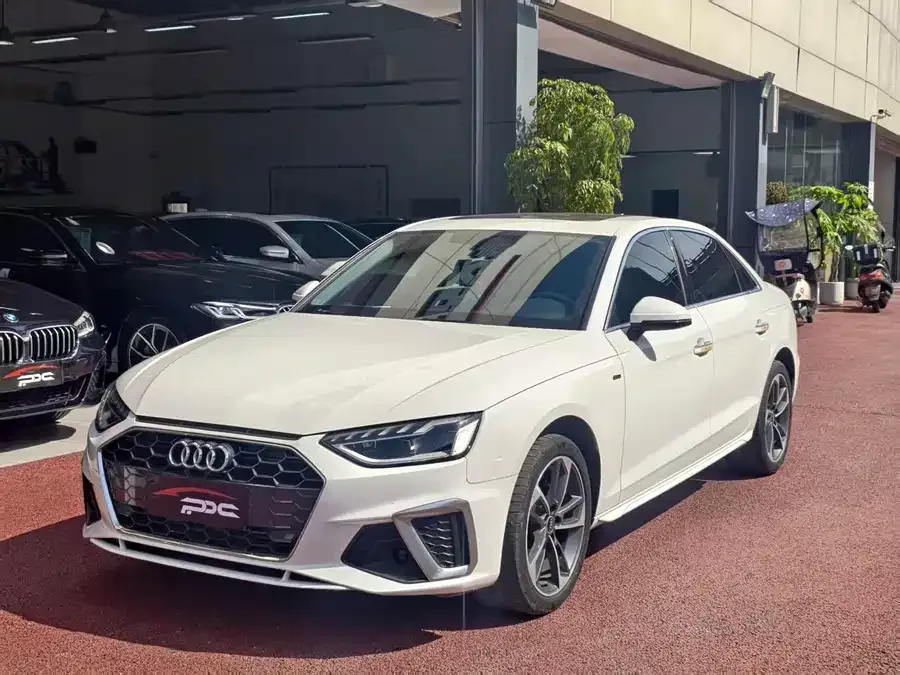 Audi a4 l 2022