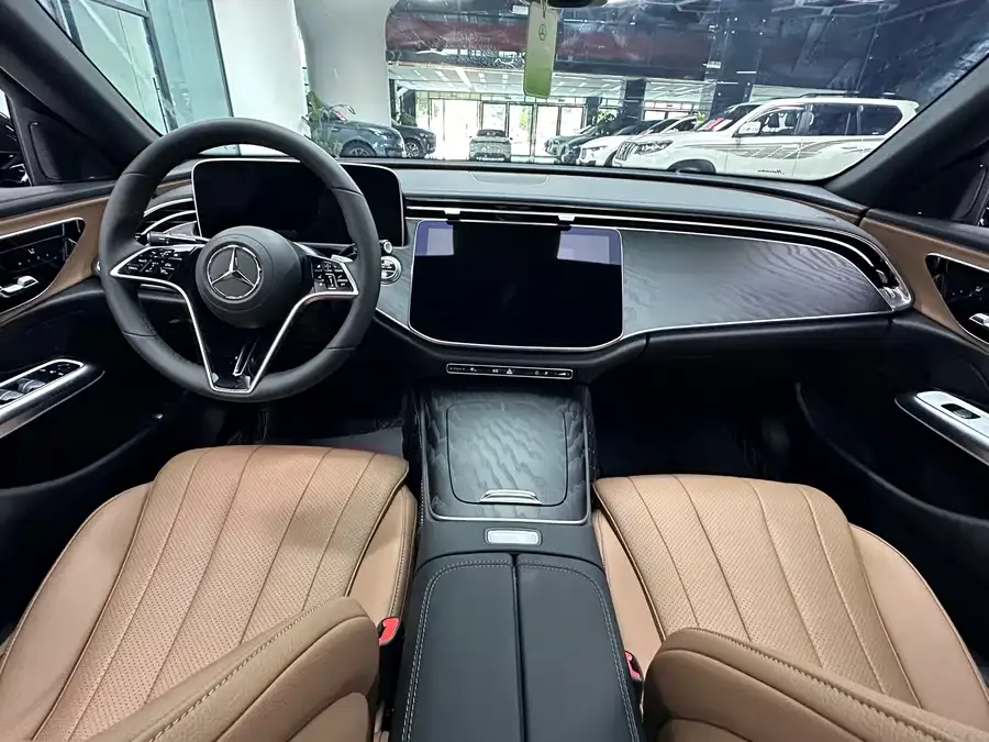 Mercedes-Benz E-Class Mercedes-Benz E-Class (Imported) 2024 E 260 Sports Edition 2026 — миниатюра 2