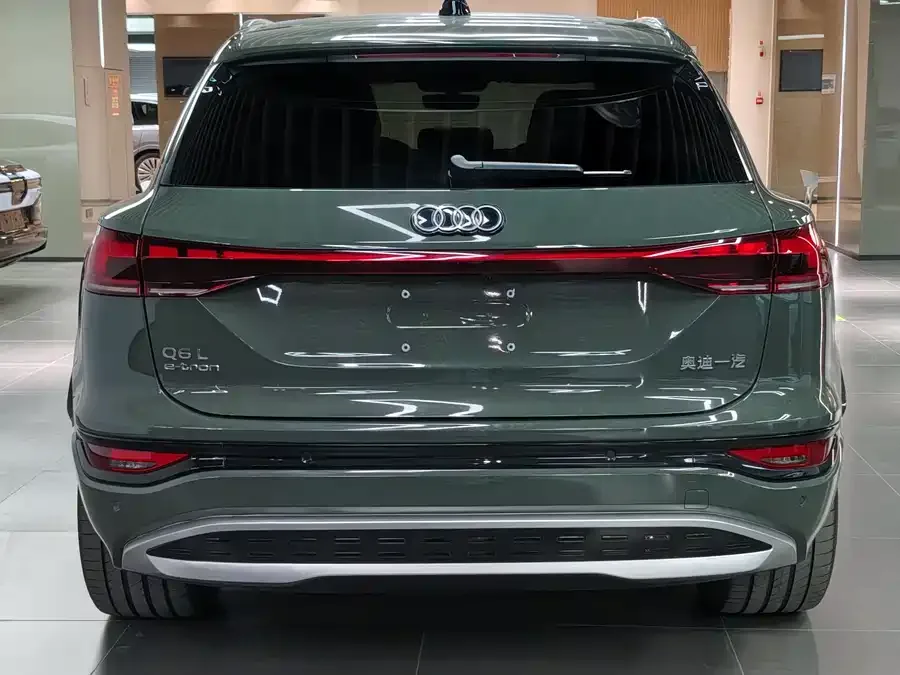 Audi Q6L e-tron 2026 long-range version 2025 — миниатюра 3