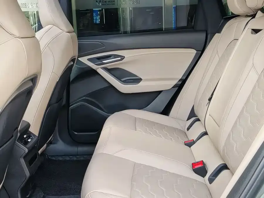 Audi Q6L e-tron 2026 long-range version 2025 — миниатюра 4