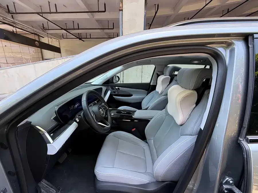 Buick E5 2023 Premium Standard Range Edition 2024 — миниатюра 4